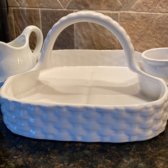 Neuwirth Portugal Basketweave Scone or Berry Tray - Picture 4 of 7